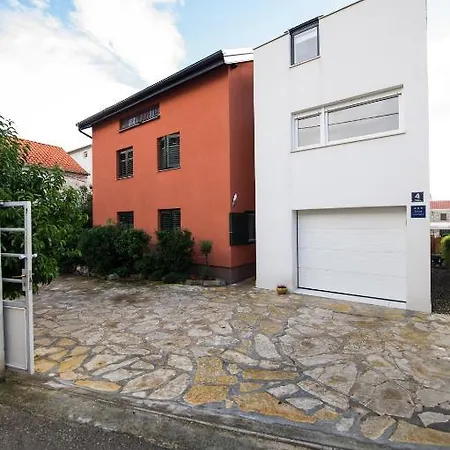 Apartment Number 5 Pakoštane