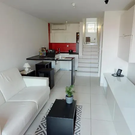 Apartment Number 5 *