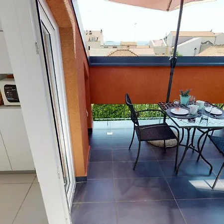 Apartment Number 5 *