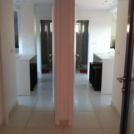Number 5 Apartment *