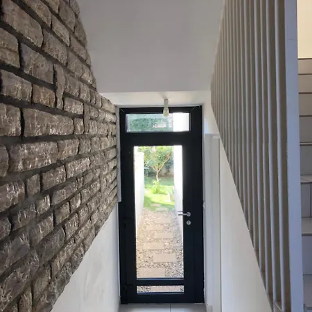 Number 5 Appartement Pakoštane