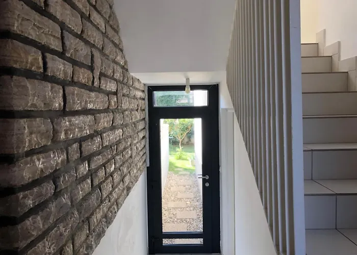 Number 5 아파트 파코스탄